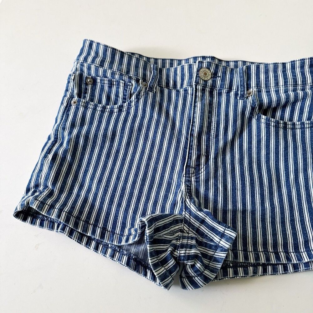 American Eagle 10 Hi-Rise Shortie Blue Stripe Denim Shorts Next Level Stretch - Picture 4 of 13